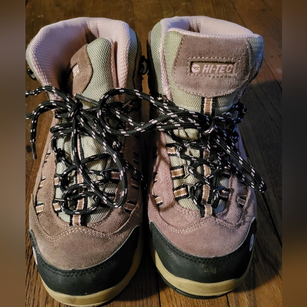 Women's Hiking Boots